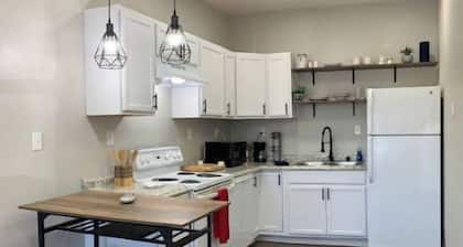 🔥NEW, PRIVATE, MODERN🔥 2/1 Unit *CLOSE to JBLM*