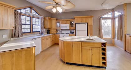 Large 4 BR home, tucked away in the trees