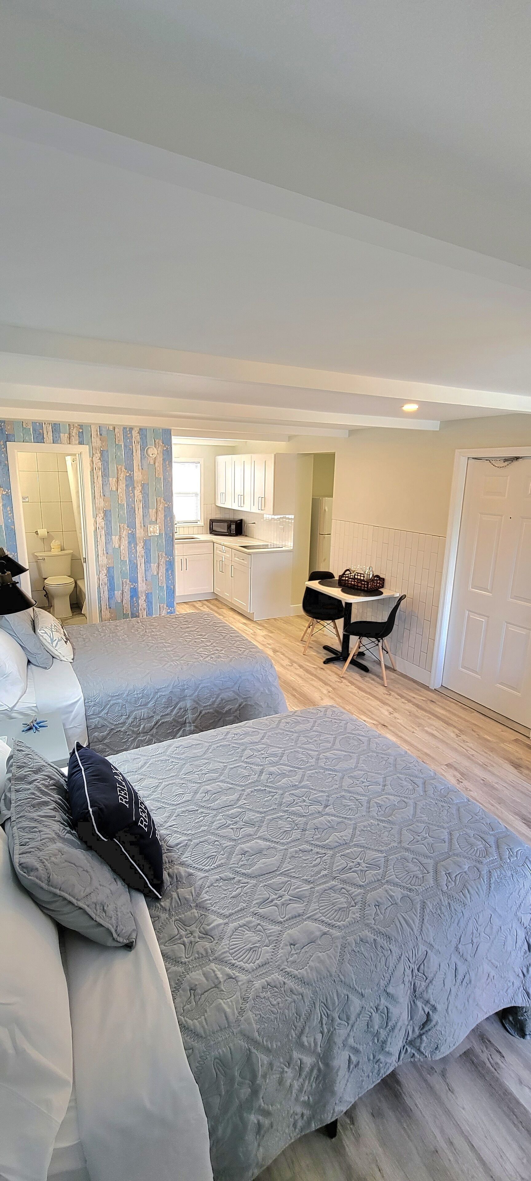 1 bedroom, iron/ironing board, bed sheets