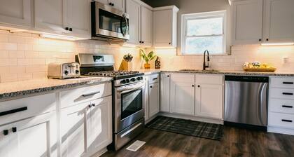 Best of Bentonville! Bike to Coler/DWTN Square - Early check-in!