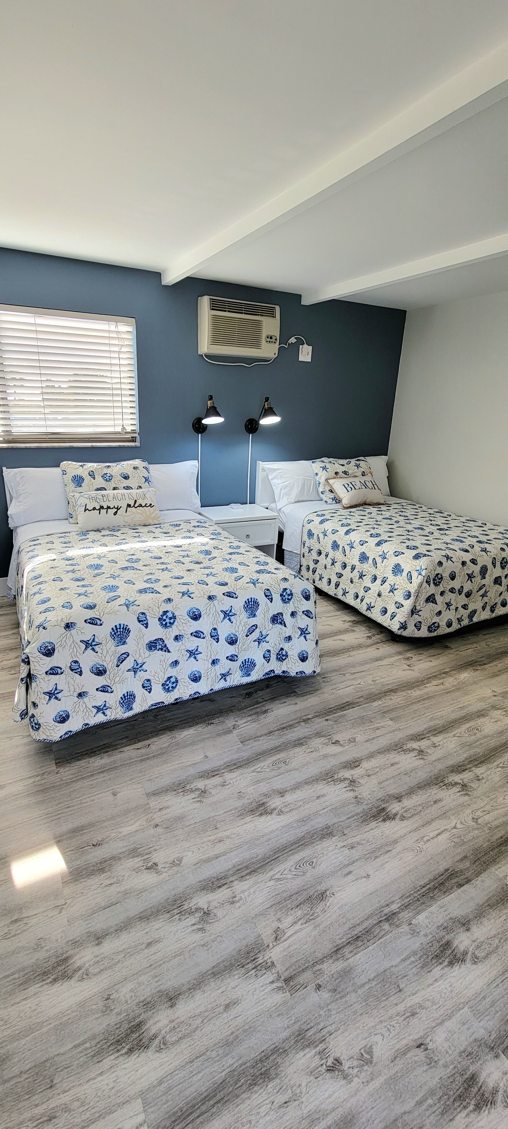 1 bedroom, iron/ironing board, bed sheets