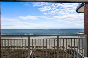 Condo (Grand Atlantic Resort 705) | Balcón