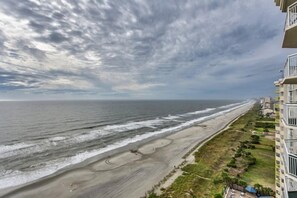 Condo, 1 Bedroom (1718) | Beach | On the beach