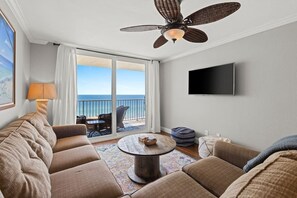 智能电视、DVD 播放器、办公室