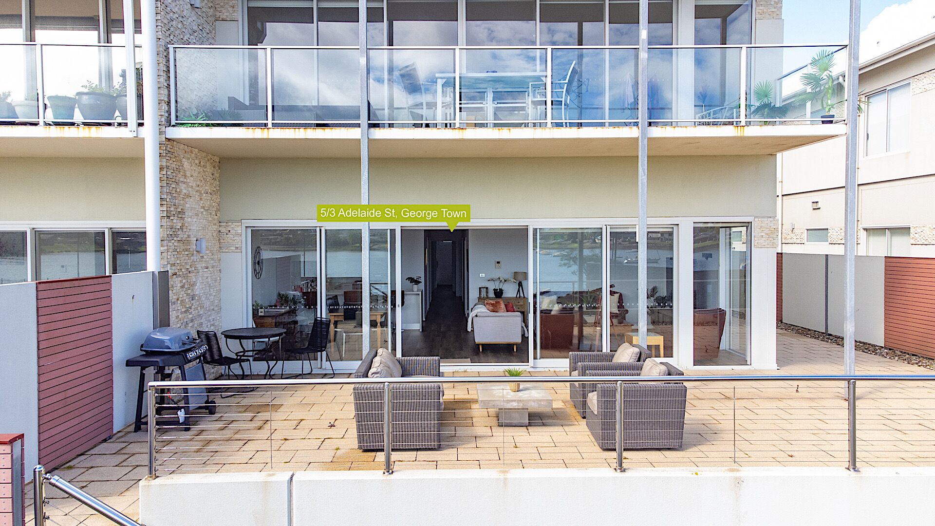 York  Cove Apartment — image 6