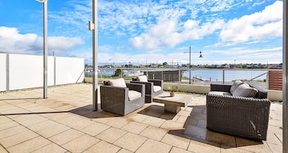 York Cove Apartment