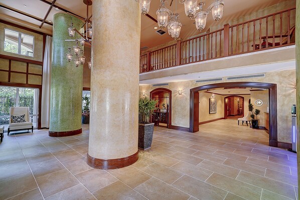 Interior - Cozy 1 bedroom unit located in a Condo/Hotel in the heart of Coconut Grove-Free Parking (Coconut Grove)