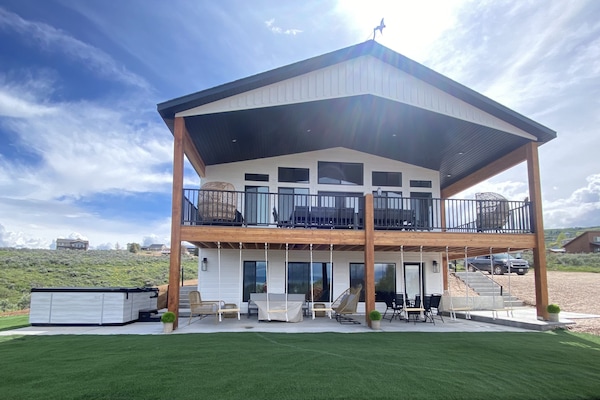 Space to entertain, from top to bottom!