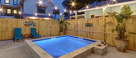 Beheizter Pool