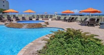 1st Floor Condo w/ Beautiful Resort Grounds! Pool/Hot Tub/Tennis Courts & More!