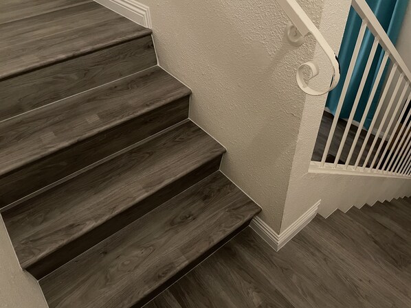 Interior - Moonbase King Bedroom Condo near University/Airport (free parking) (Las Vegas)