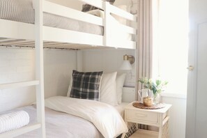 3 bedrooms, desk, iron/ironing board, travel cot