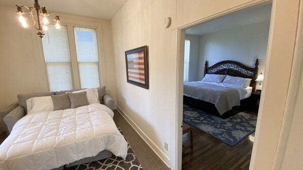 1 bedroom, iron/ironing board, free WiFi, bed sheets