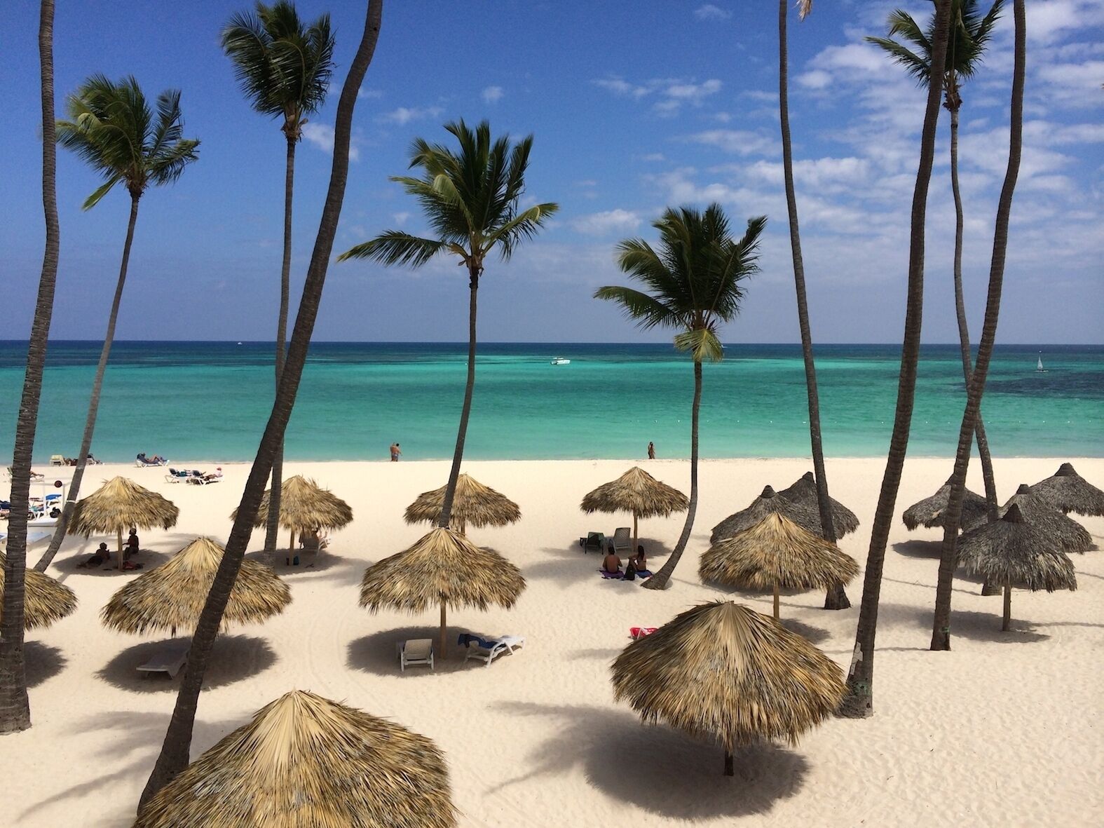 Platja a a prop, gandules de platja i tovalloles de platja 