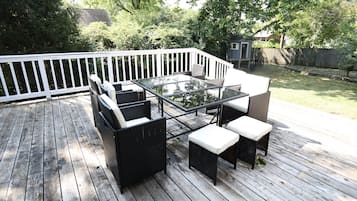 Buiten dineren