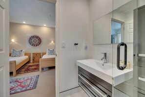 Bathtub, hair dryer, towels