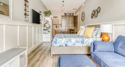 Beautifully-updated, ground floor studio with a kitchenette, & free WiFi