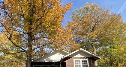 #2 Charming cabin at Woodland Resort on Pokegama Lake, Grand Rapids, MN
