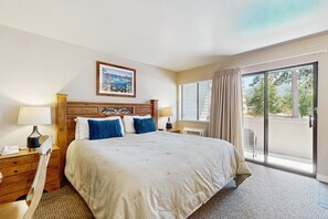 Iron/ironing board, WiFi, bed sheets, wheelchair access