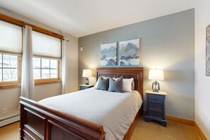 2 多间卧室、上网接入、 床单