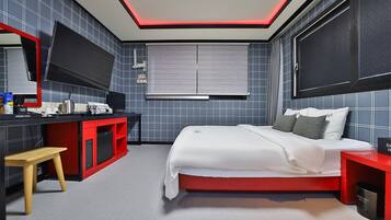 Deluxe Twin Room | Soundproofing, free WiFi, bed sheets