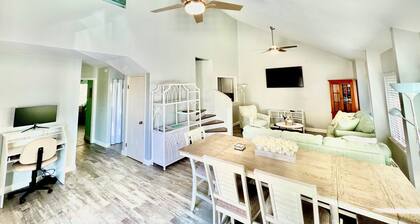 Birdie's Bungalow on Fripp - Across from Golf and Ocean - Cards Avail/Golf Cart