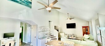 Birdie's Bungalow on Fripp - Across from Golf and Ocean - Cards Avail/Golf Cart