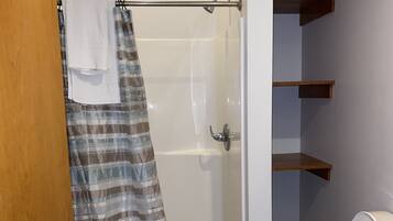 Shower, towels