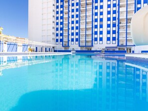 Pool - Nice apartment for 4 people with pool, A/C, WIFI, TV, terrace and pets allowed (Orpesa Oropesa Del Mar)