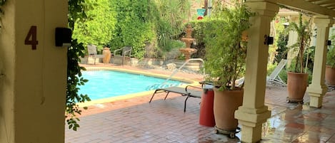 Piscine extérieure, piscine chauffée