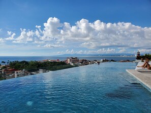 Outdoor pool, a heated pool