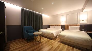 スーペリア ツインルーム (With Styler) | 遮光カーテン、アイロン / アイロン台、WiFi (無料)、ベッドシーツ