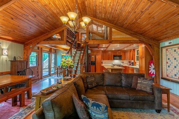 TV, fireplace, foosball, books