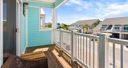 Pets? YES! Just steps from the beach!