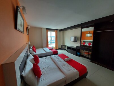 HOTEL SAHARA SDN BHD