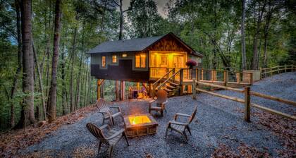 Blue Moon Ridge Treehouse by Escape to Blue Ridge