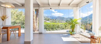 Villa Finca Los Elfos with Mountain View, Pool & Wi-Fi