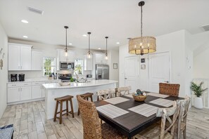 Dining - The Sandbar at Desirable Lost Key Resort | Pet Friendly|Beach Club|Pools|Spa|18-Hole Golf|Tennis (Pensacola)