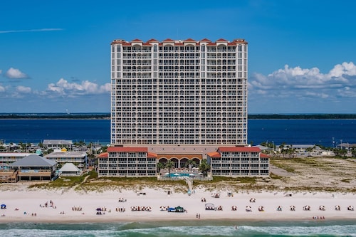 Beachfront Condo |Unbelievable Gulf Views |Large Balcony | Renovated |Indoor Heated Pool |Gym & Spa