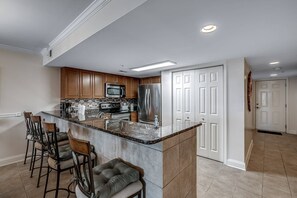 Luokittelematon kuva, 4 kautta 27, painike