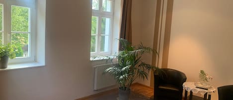 1 dormitorio, cuna de viaje, wifi y ropa de cama