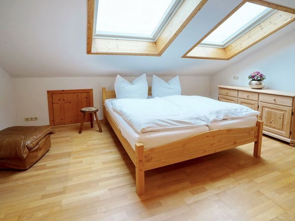 4 Schlafzimmer, WLAN, Bettwäsche