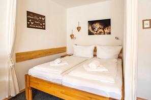 1 habitación, wifi y ropa de cama