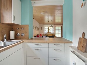 Fridge, microwave, oven, dishwasher - Ostrach, Germany (Sonthofen)