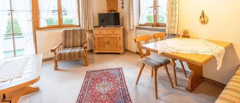 تناول الطعام