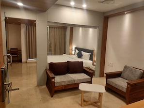 King Suite Room