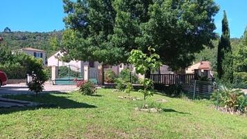 Overnattingsstedets uteomrÄder