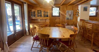 Grand chalet Ă Barcelonnette, j'usqu'Ă 8 personnes