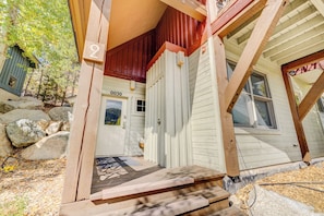 House (3 Bedrooms) | Property amenity - Cabins in the Pines #2 by Summit County Mountain Retreats (Keystone)