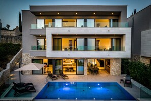 Outdoor pool, a heated pool - Luxury Villa Maris with infinity pool (Orašac)
